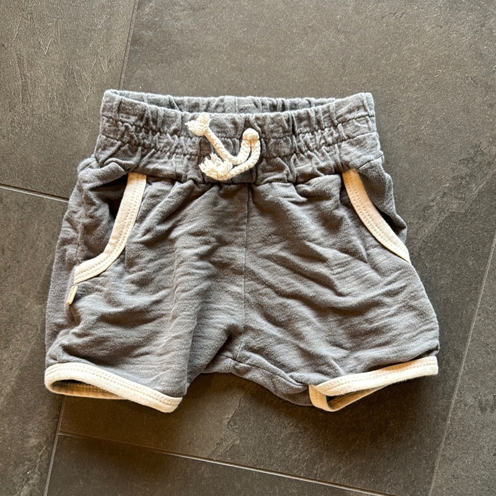 Childhoods clothing 3t Gray Kids Shorts
